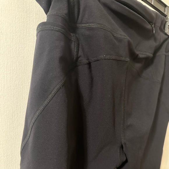 Sweaty Betty power cropped pants 😀 5/$30 - Picture 3 of 4